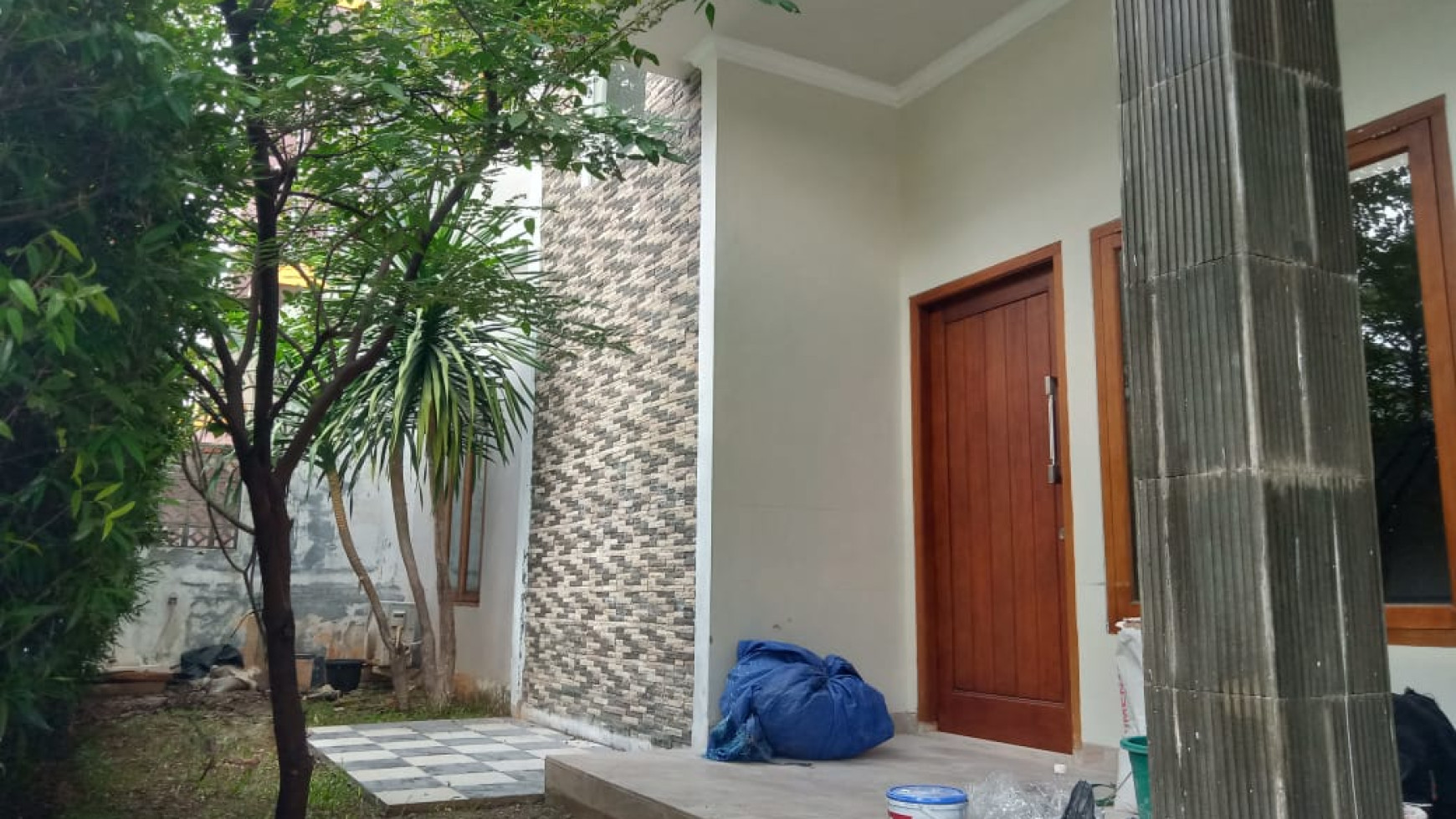 Rumah Cantik Minimalis di Bintaro