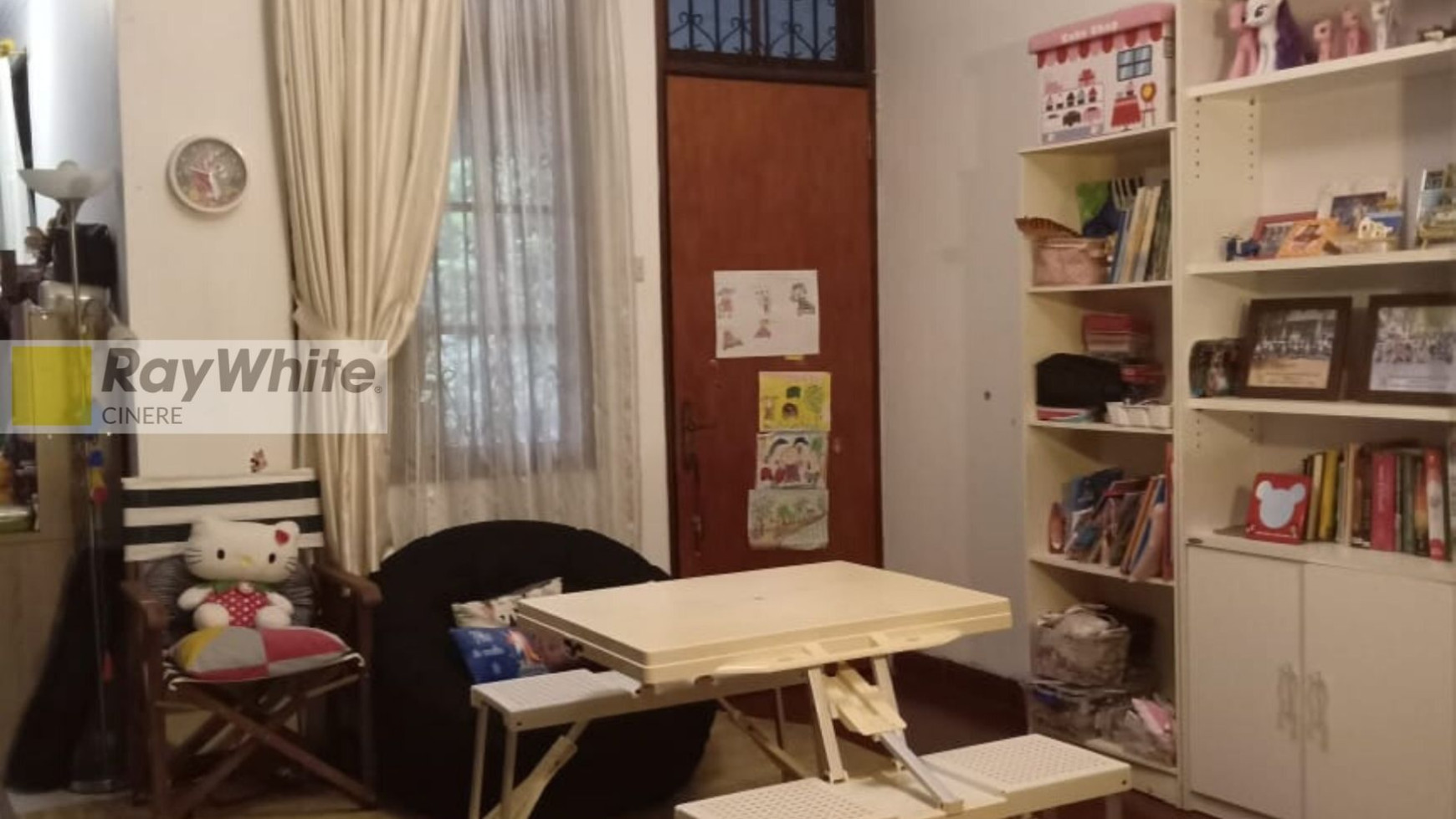 Rumah Sangat Bagus, Saleable di Komplek Ternama Cinere