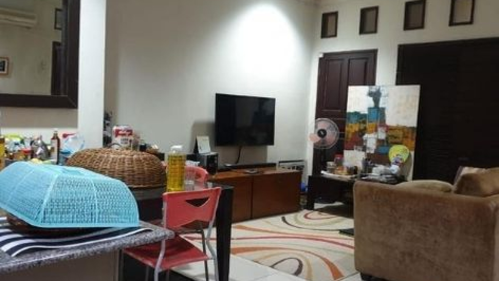 Dijual rumah 555 m2 di Kemang area komersial cocok untuk restoran, cafe, kantor dan tempat usaha lainnya.