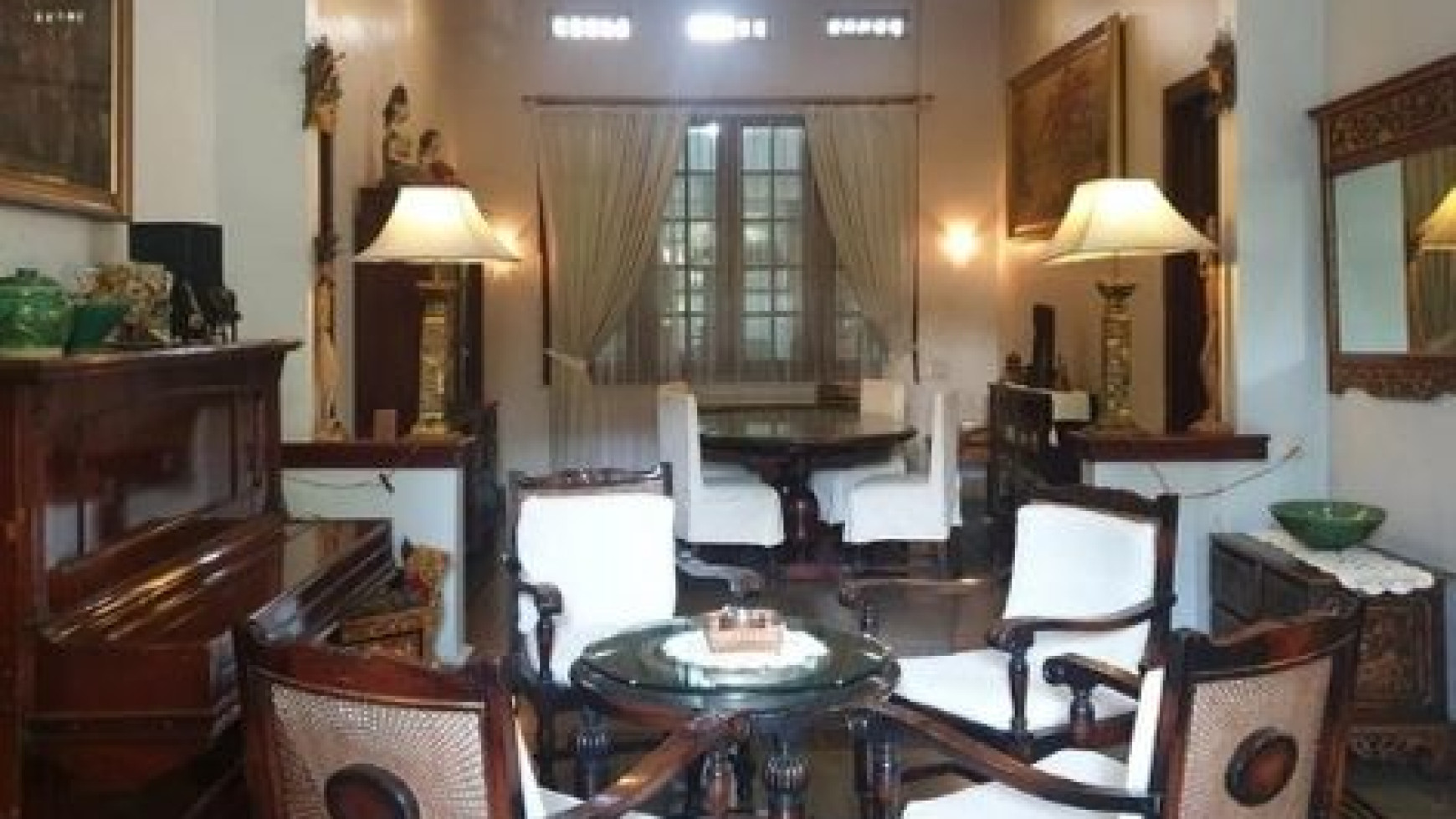 Rumah Cantik dan Asri 900m2 Di Menteng