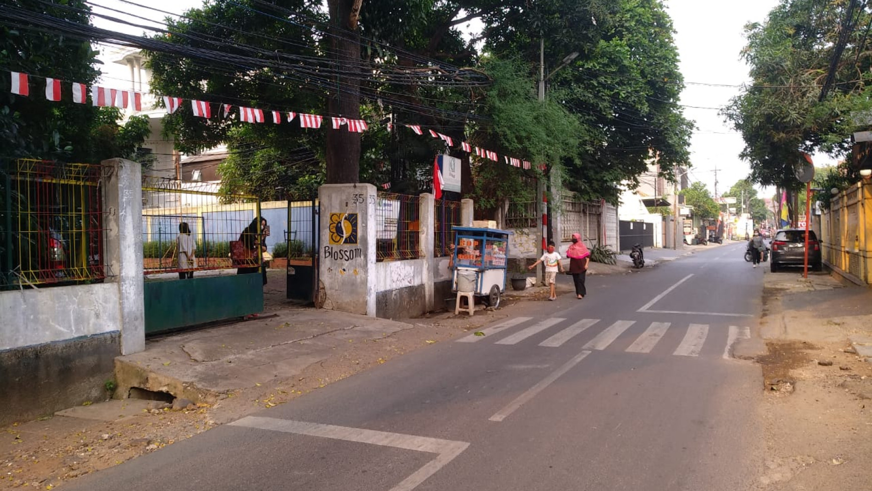 Rumah Hitung Tanah Di Mampang