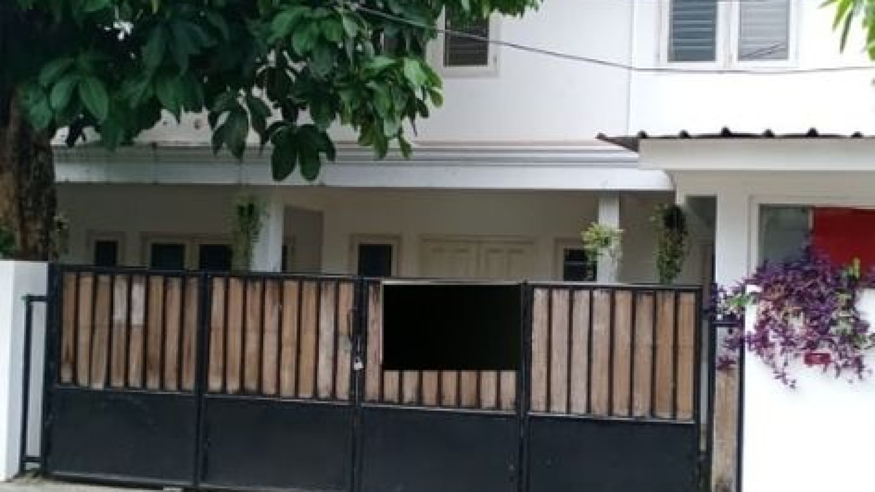 Rumah Asri Di Kebayoran Baru Lokasi Strategis