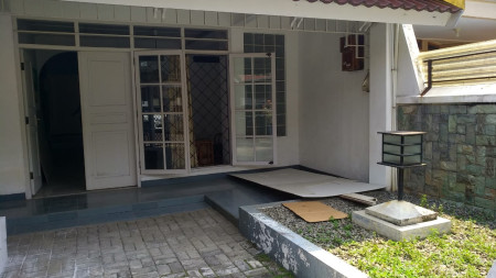 Rumah Sewa Cantik Di Lebak Bulus