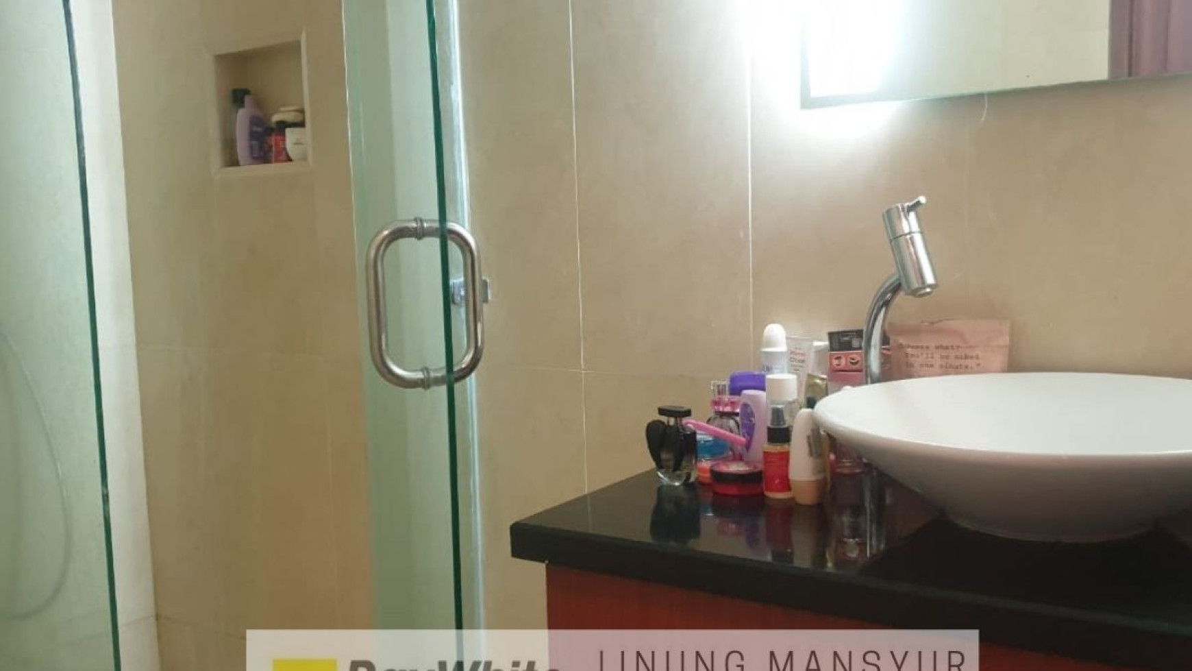 Rumah Cantik Minimalis Siap Huni di  Lebak Bulus