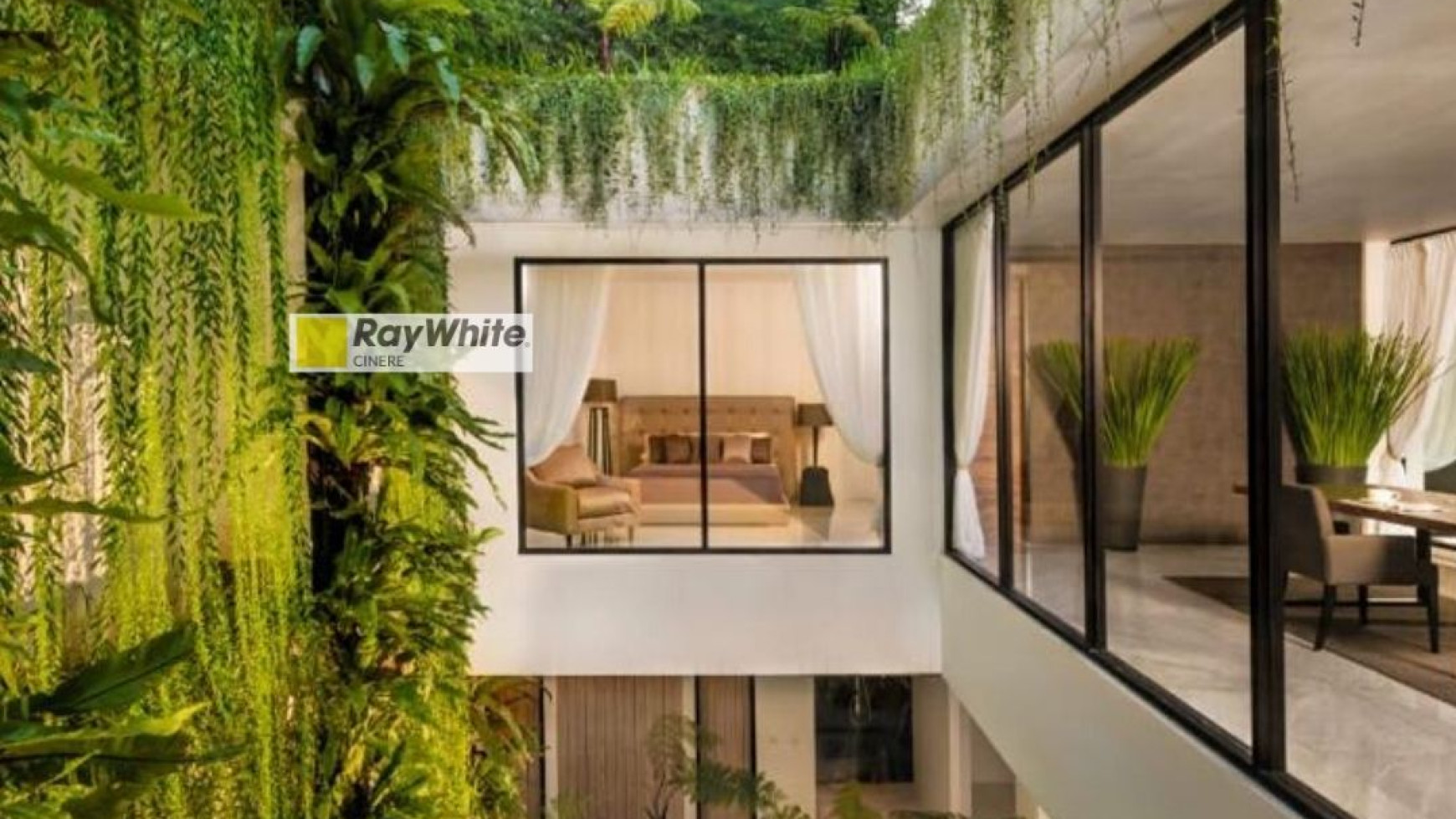 Rumah Modern Dengan Kolam Renang Di Menteng Jakarta Pusat