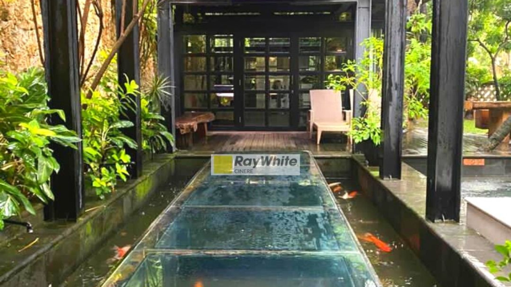 Rumah Cantik Modern Dengan Lift Di Pondok Indah