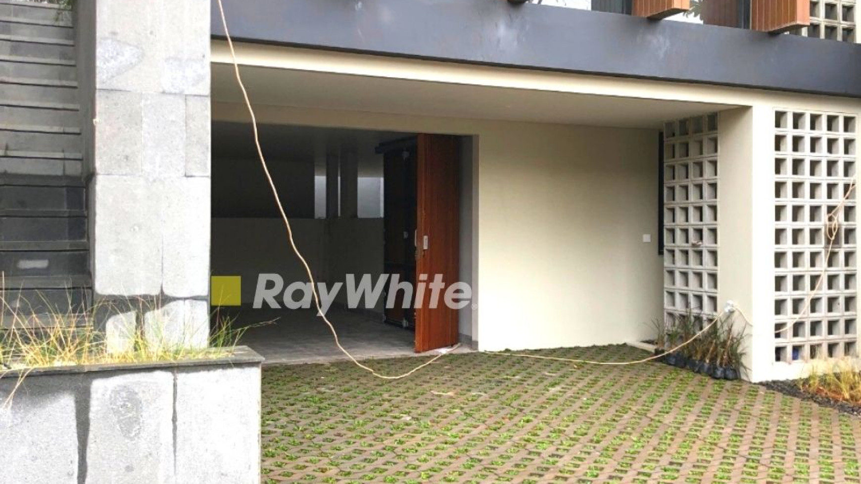 Rumah Modern Minimalis Di Cipete Jakarta Selatan