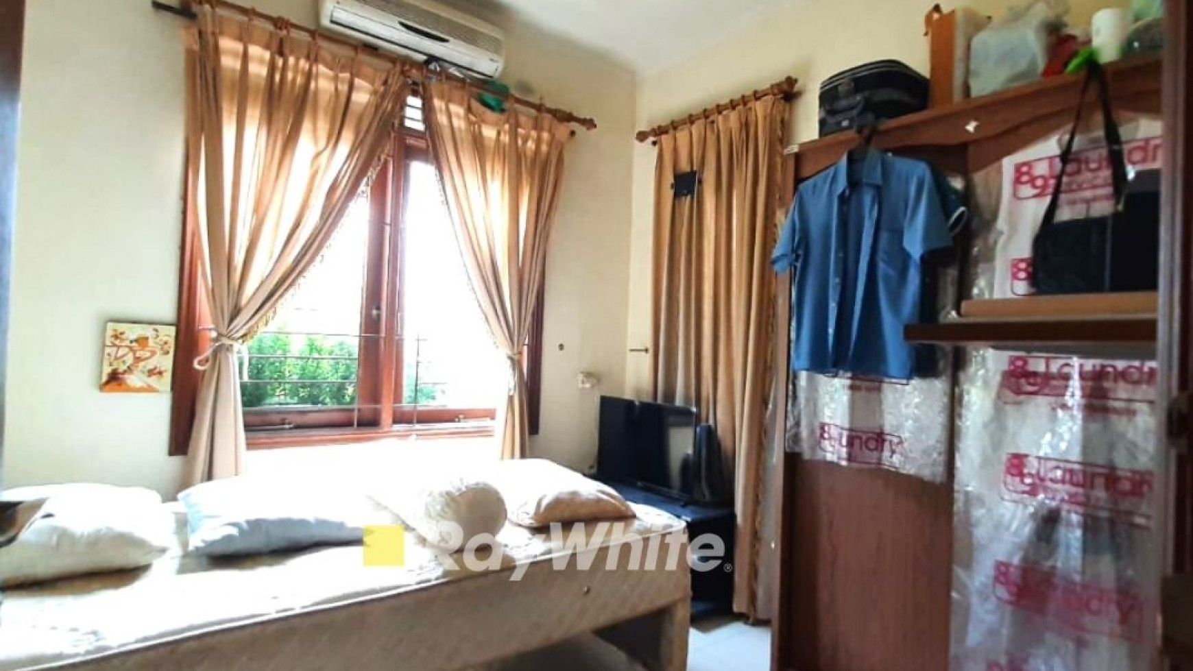 Dijual Rumah Nyaman dan Luas Di Pondok Cabe