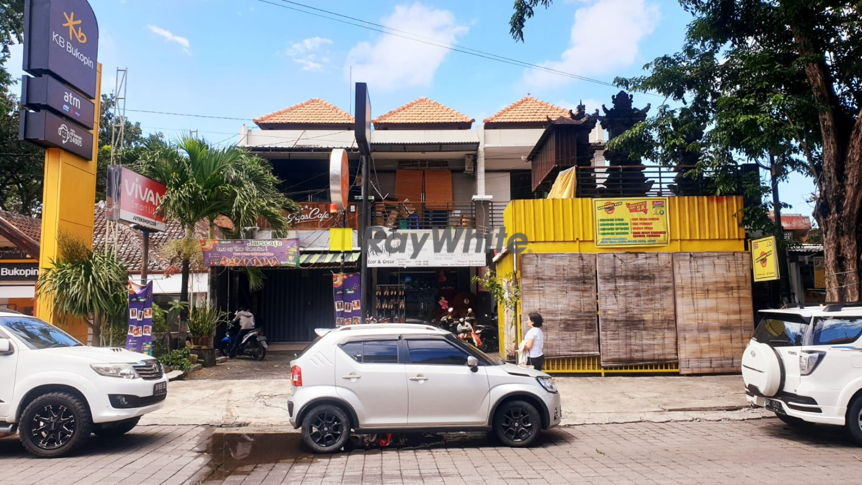 For Sale 3 Ruko Gandeng di Kreneng Denpasar, a Good Location