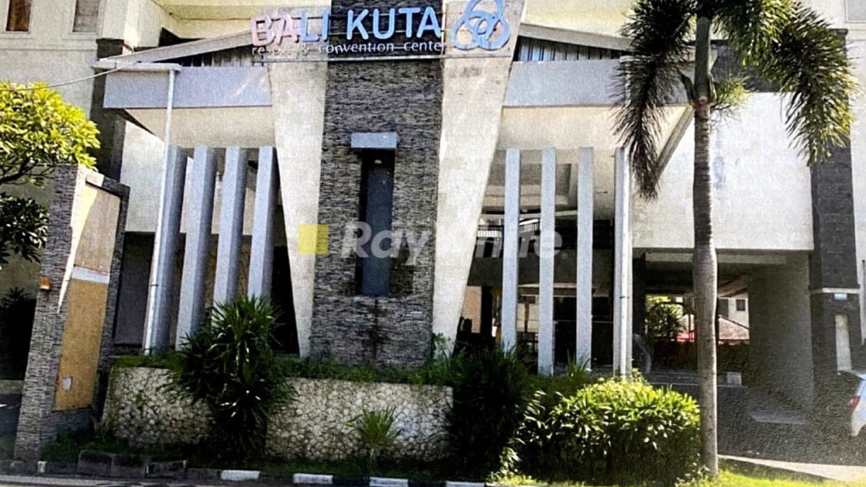 Hotel Bintang 4 Dijual, The Maja Kuta Hotel - Kuta