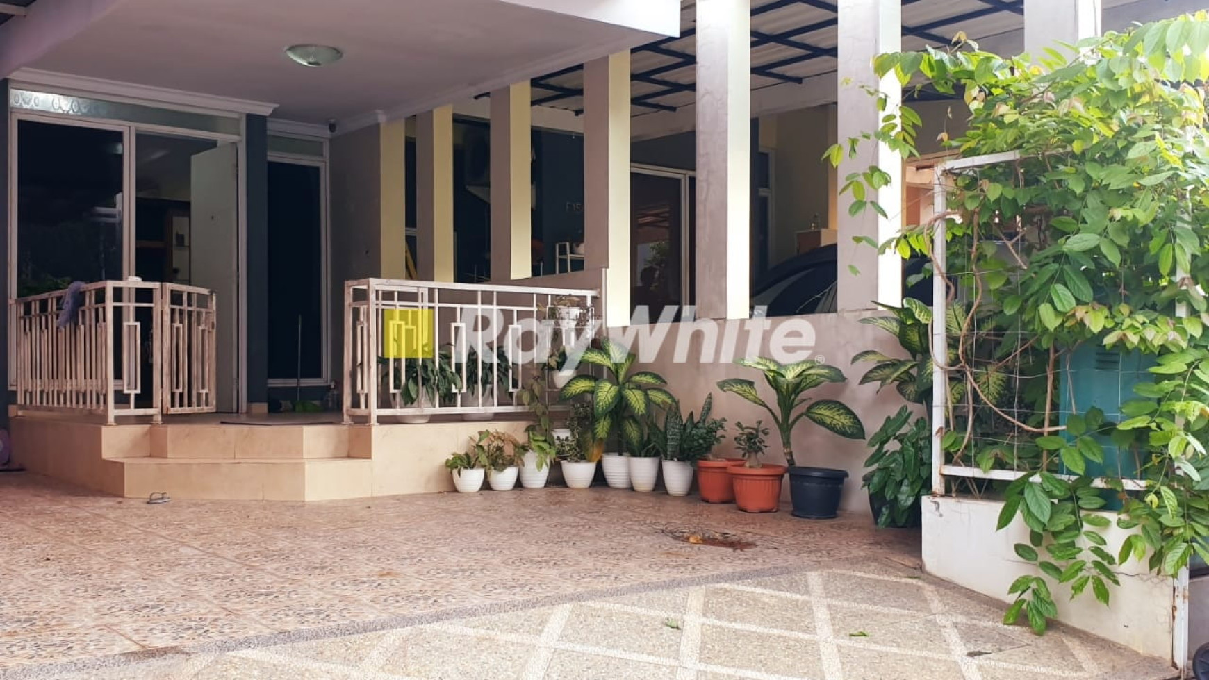 Rumah Dijual Dalam Komplek Nyaman Pondok Cabe, Siap Huni dan Harga Menarik