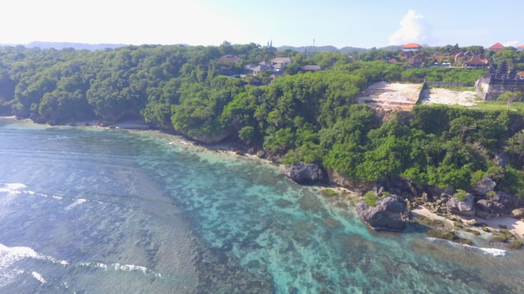 Freehold ocean view cliff land at Thomas Beach Pecatu.