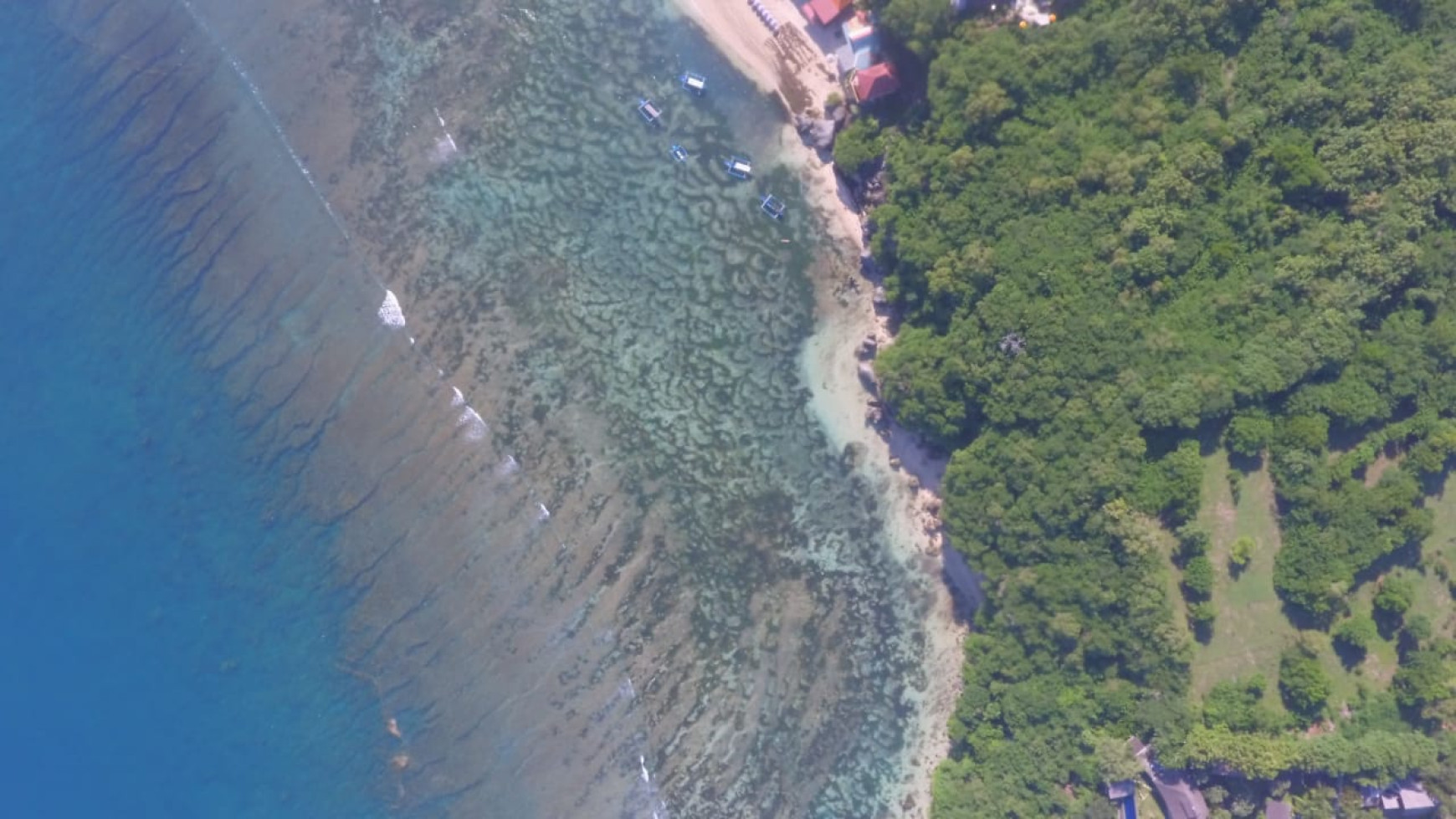 Freehold ocean view cliff land at Thomas Beach Pecatu.