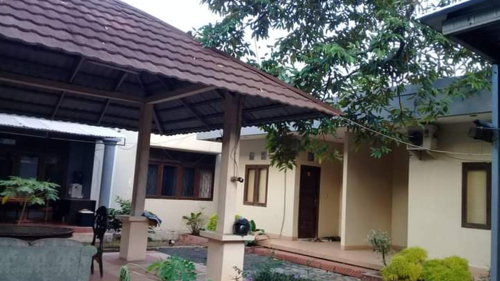 Rumah Siap Huni Cocok Dijadikan Kost daerah Cilandak.