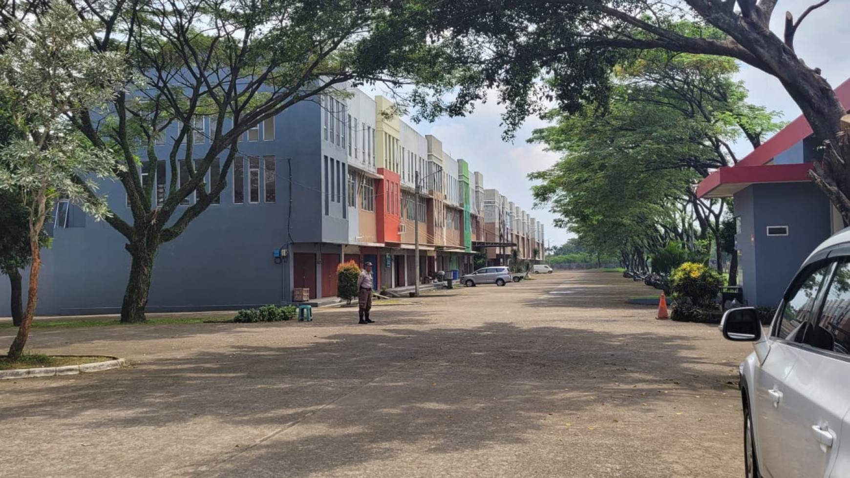 Ruko Siap Pakai, Lokasi Ramai, dan Strategis @Ruko Bizhub Serpong