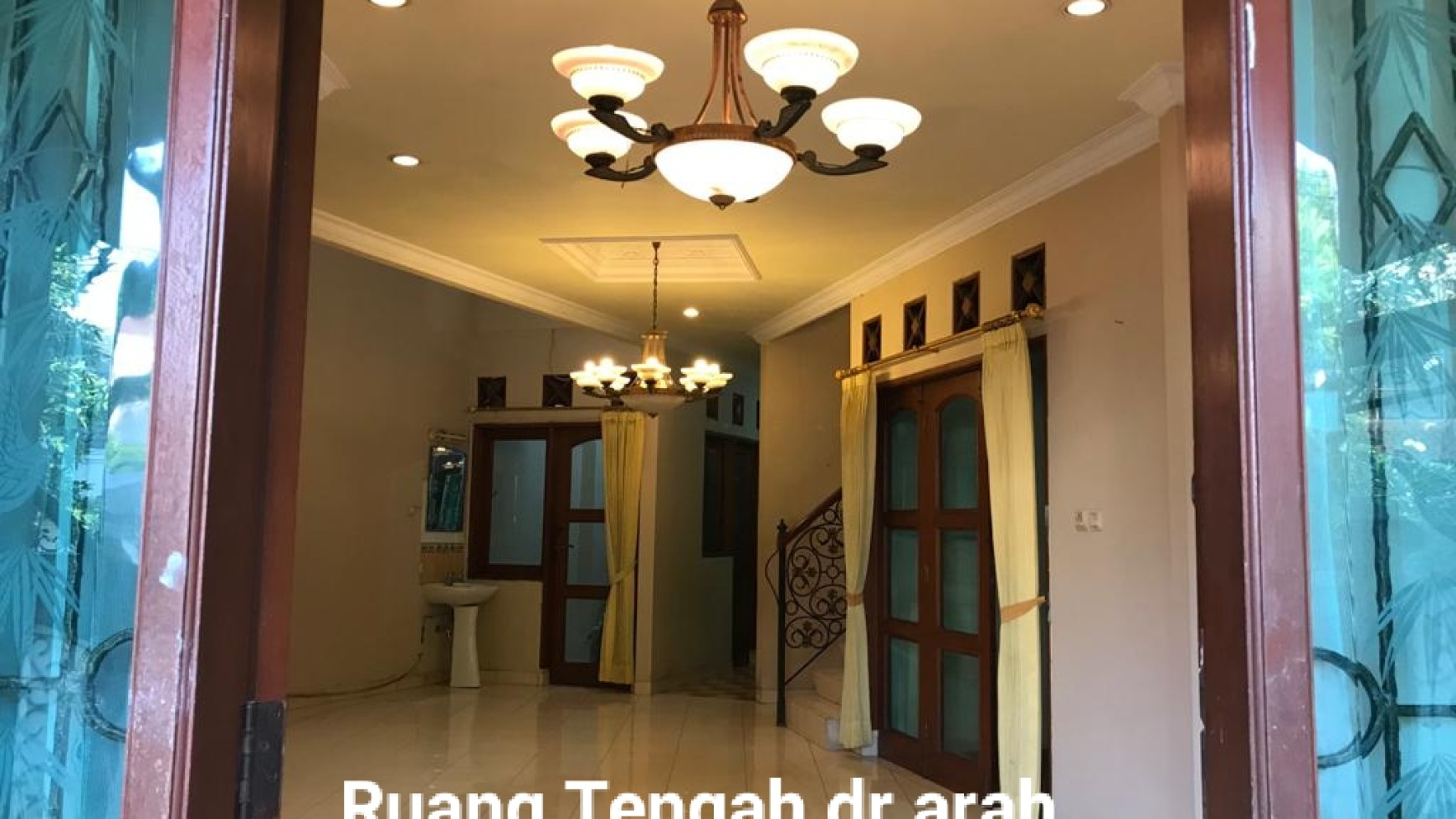 Rumah Terawat Siap Huni Bangunan 2 Lantai Di Rawamangun