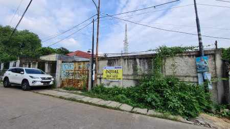 Tanah Siap Bangun Bentuk Persegi di Pondok Cabe