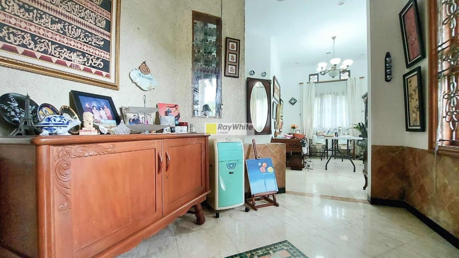 Rumah Classic Menarik Dalam Cluster Besar Dan Berkelas Di Bintaro Jaya