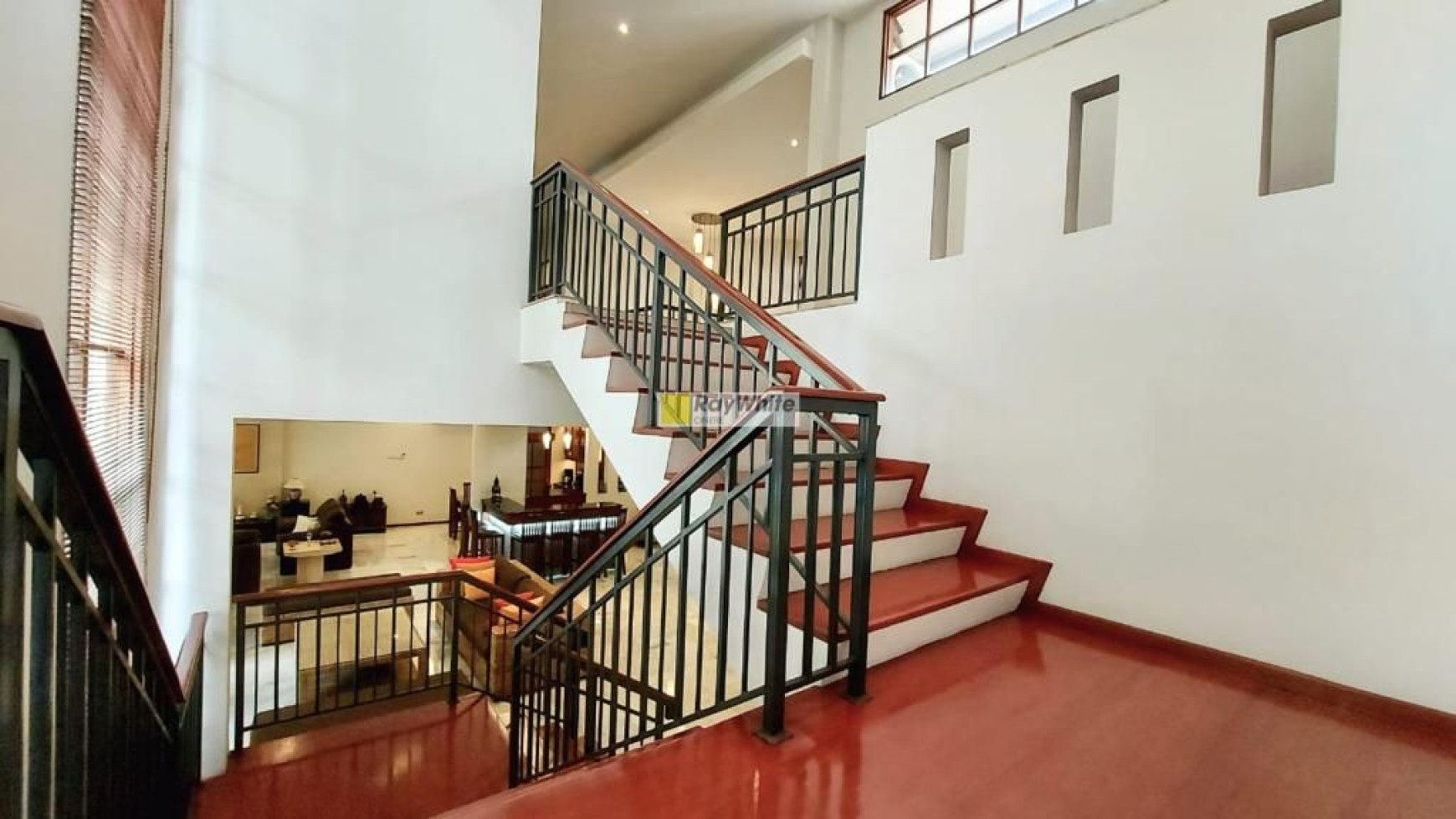 Best Deal: Rumah Nuansa Bali Villa, Furnished, Big Swimming Pool, Big Garden di Cipete