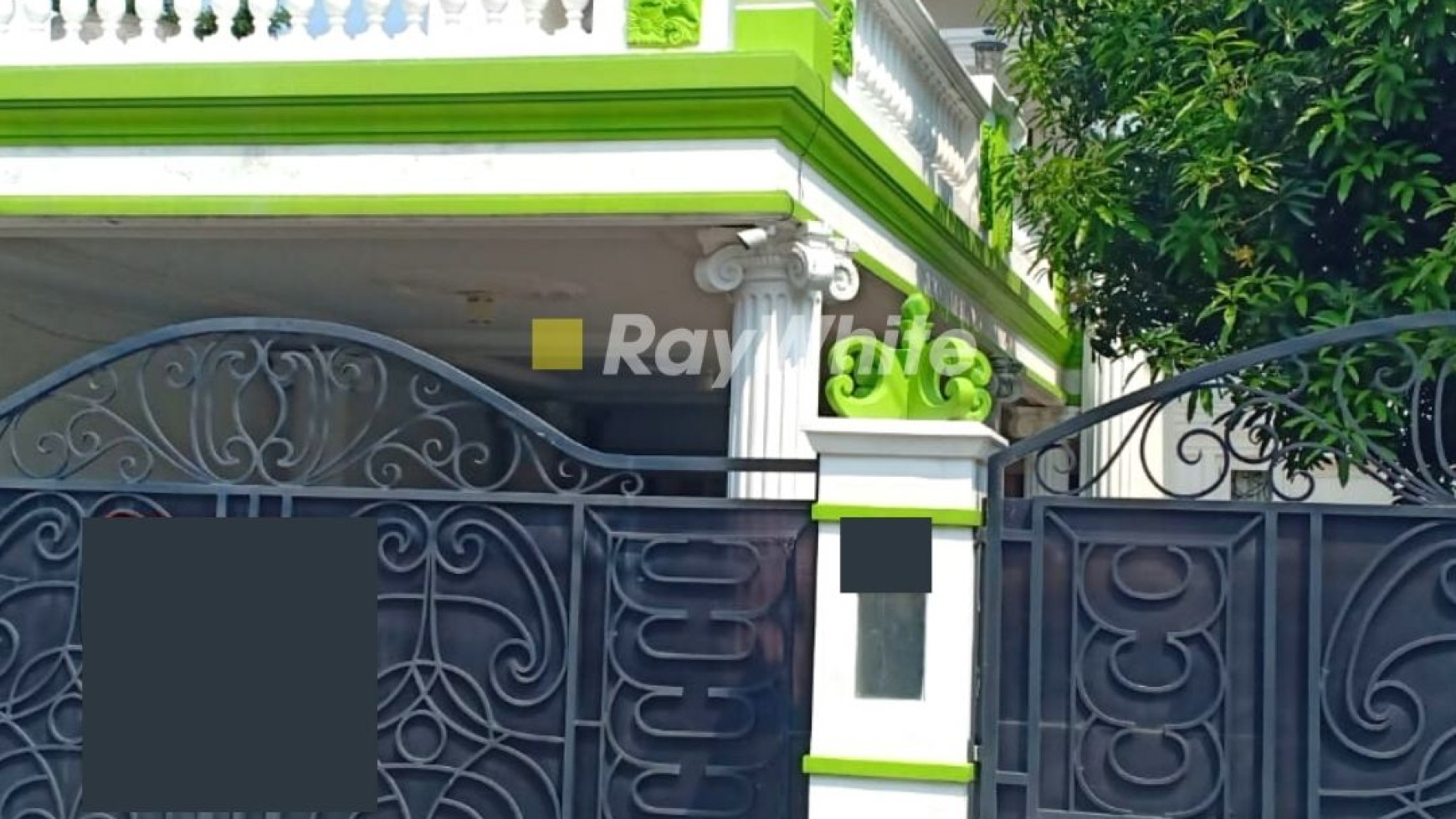 Rumah Semi Mewah Di Cirendeu