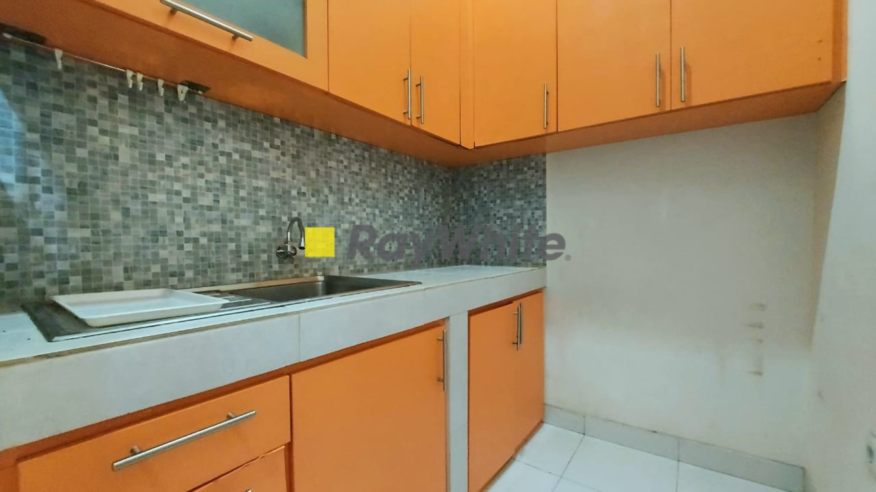 Rumah Modern Minimalis Style Siap Huni Dalam Town House Asri Di Cinere Dengan Harga Terjangkau