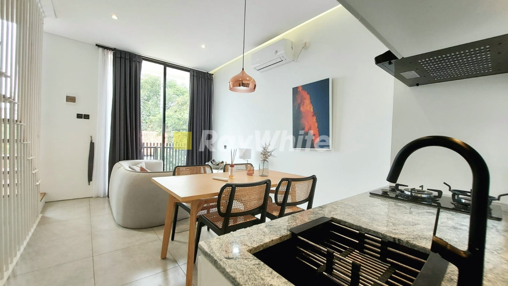 Condo House Residential Di Lokasi Premium Ampera