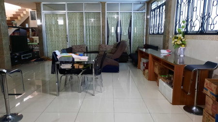 GUDANG JL. RAYA KALIMALANG 3 LANTAI