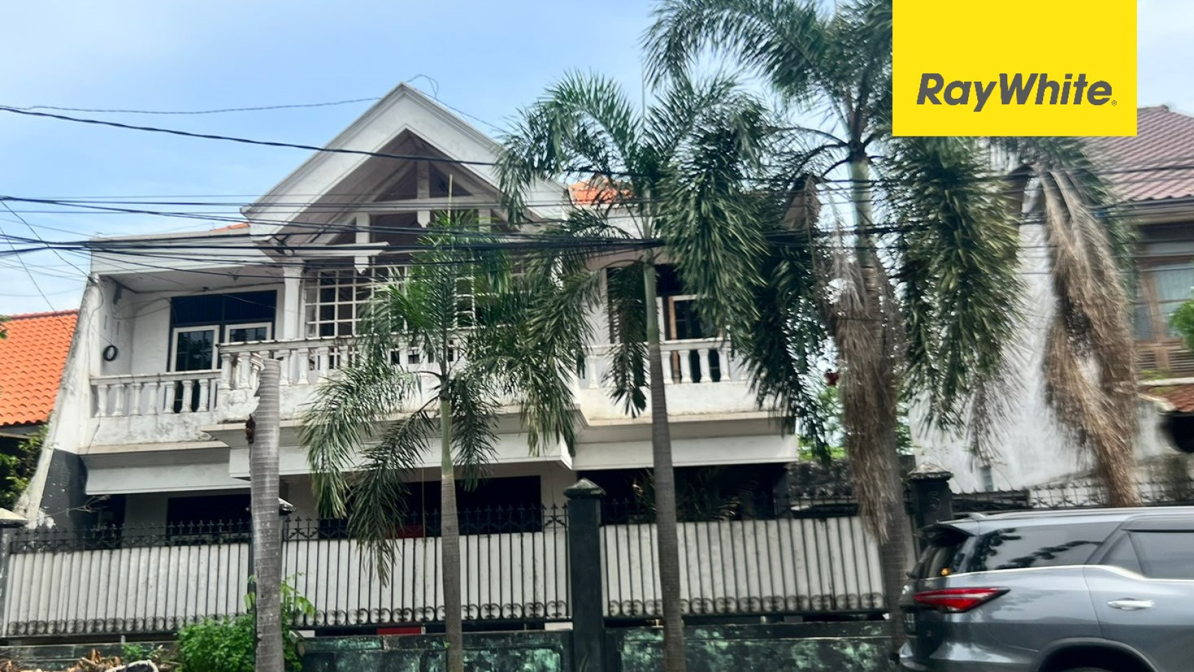 Rumah 2 lantai di Jambangan Baru,Surabaya