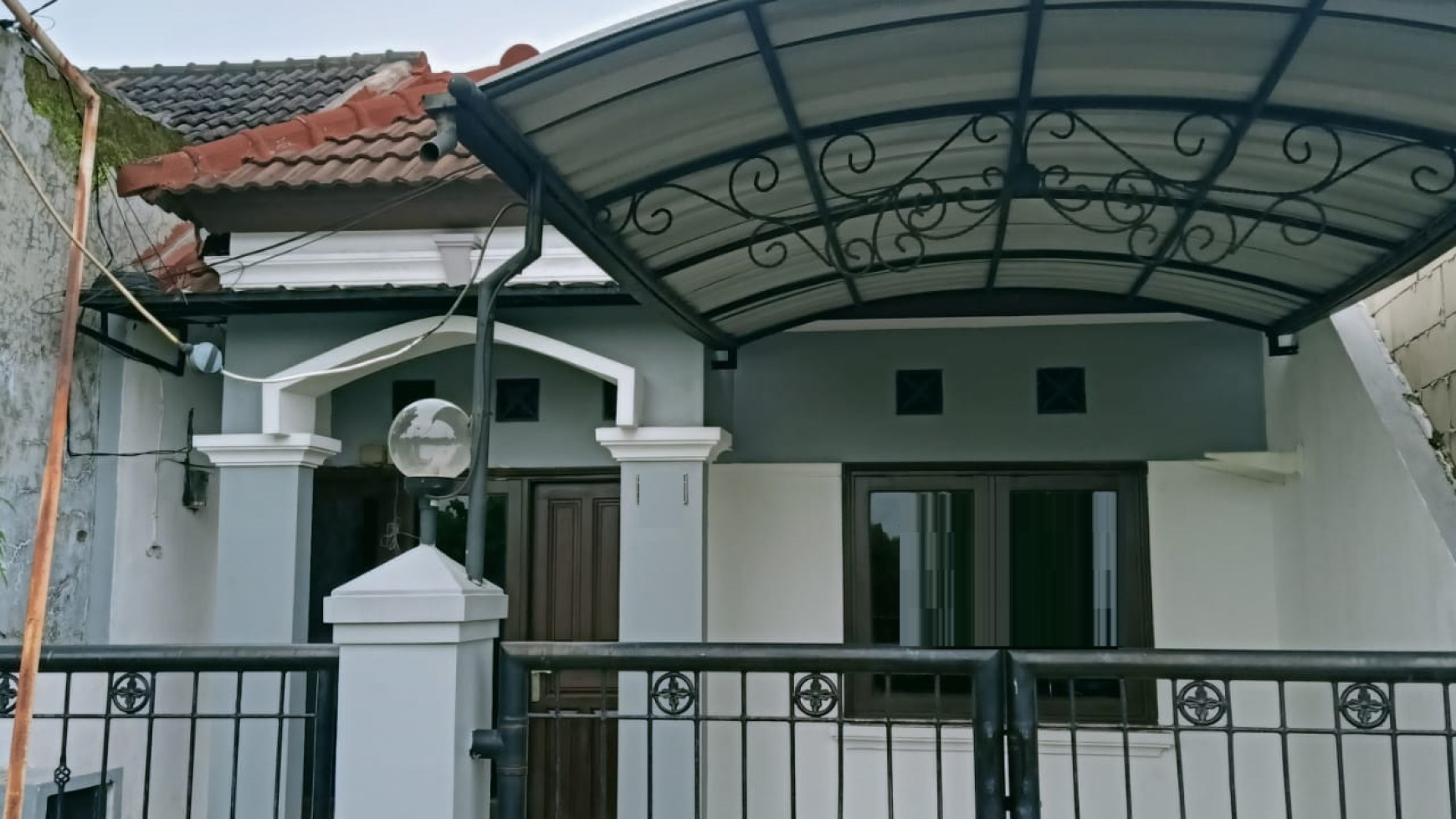 Dijual Rumah SHM di Wiguna Timur Gunung Anyar Surabaya