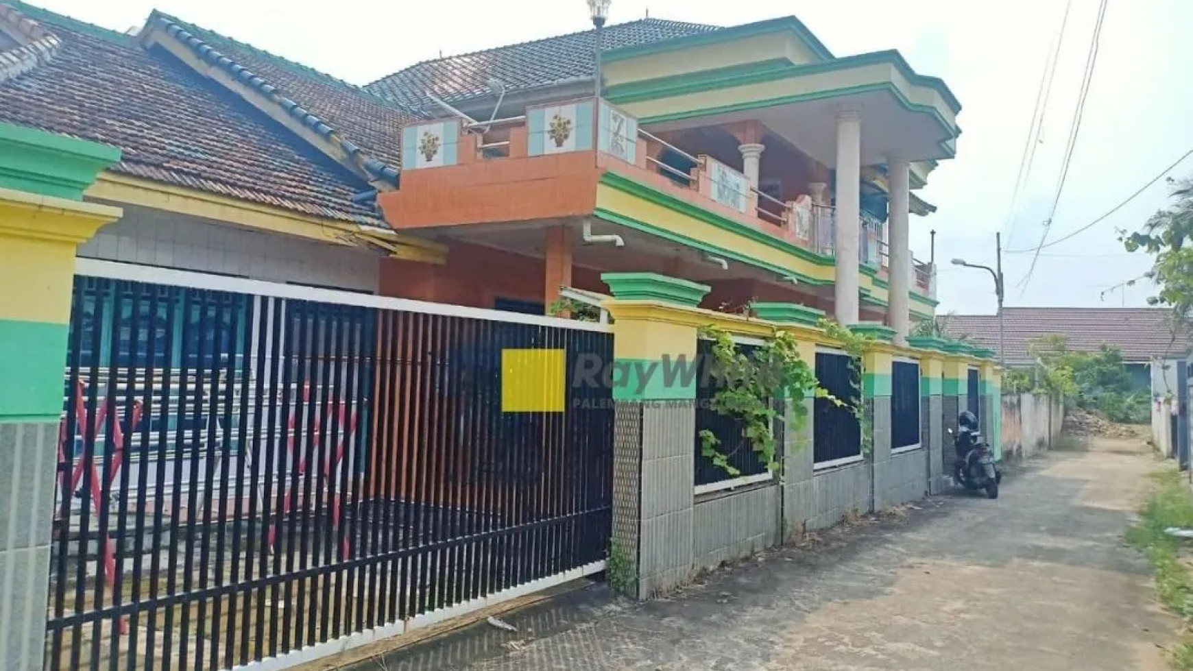 DIJUAL RUMAH