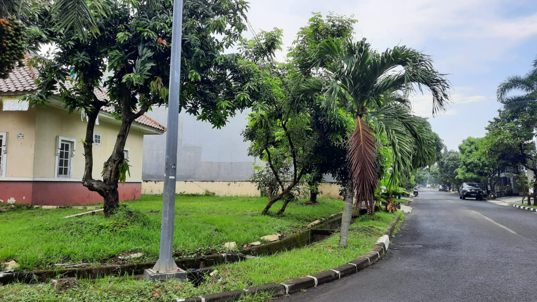 Rumah dan Tanah diLokasi Strategis Tropikana Jababeka