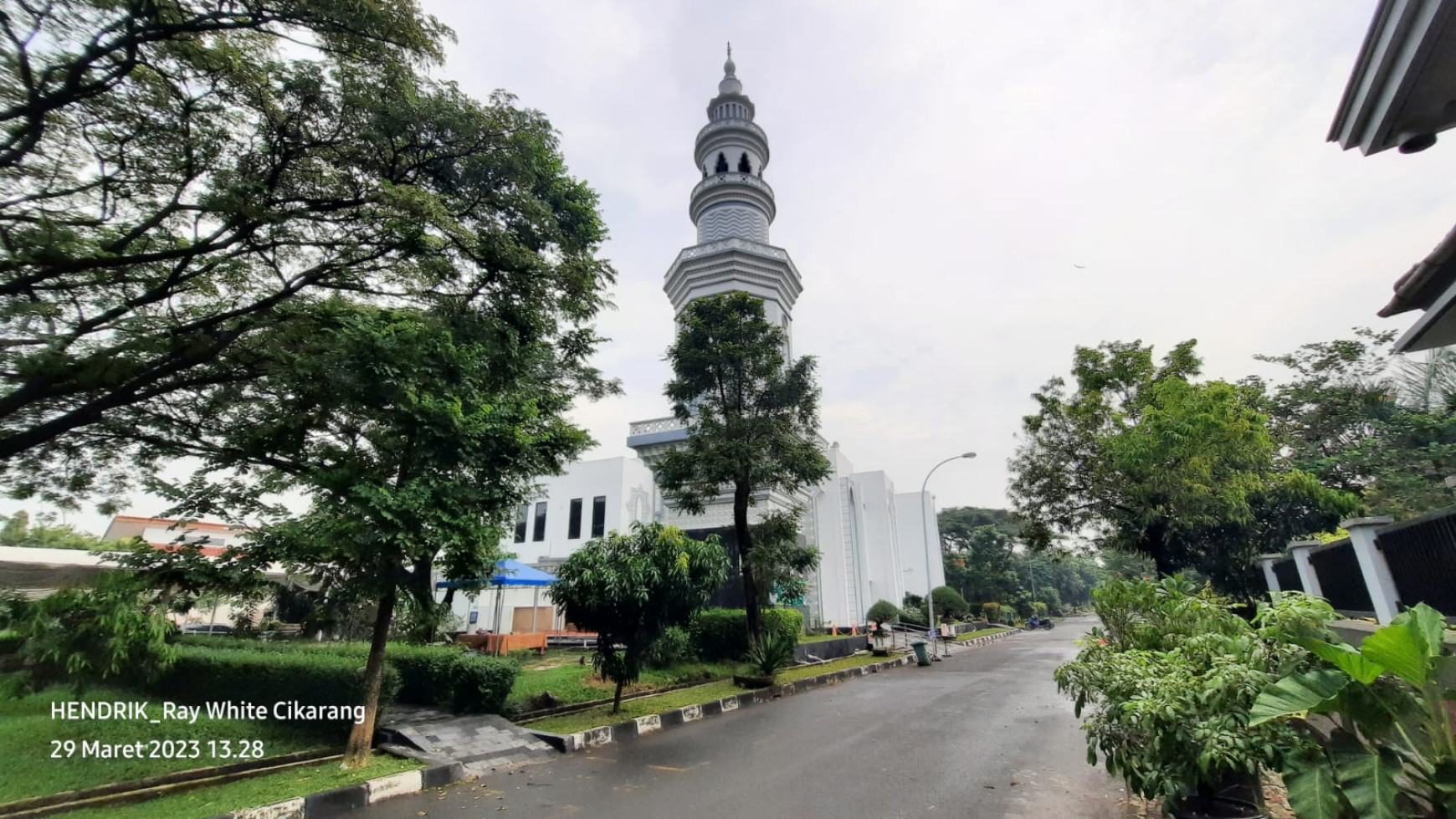 Rumah dan Tanah diLokasi Strategis Tropikana Jababeka