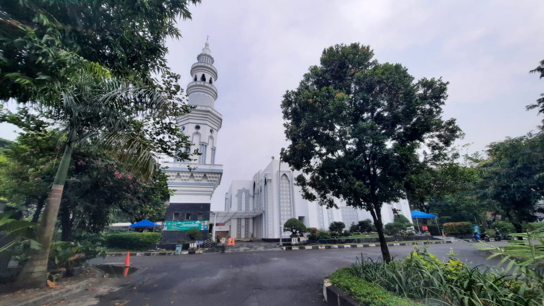 Rumah dan Tanah diLokasi Strategis Tropikana Jababeka