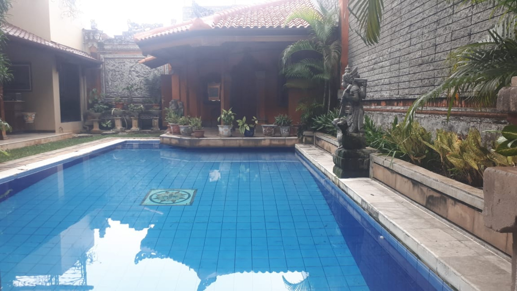 Dijual Rumah di Taman Lebak Bulus Indah