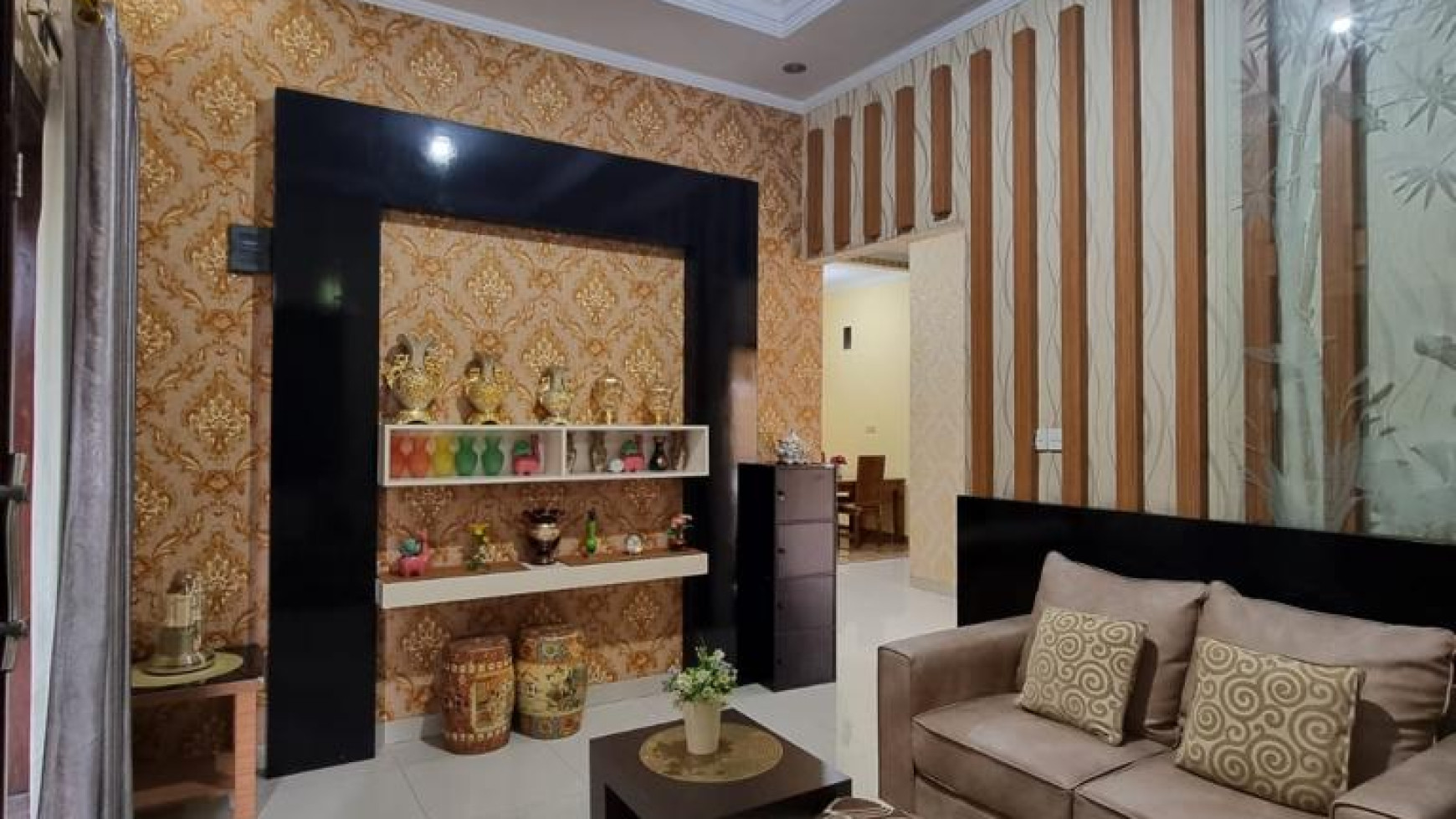 Rumah Halaman Luas 2 Lantai Kawasan Strategis Di Ciganjur