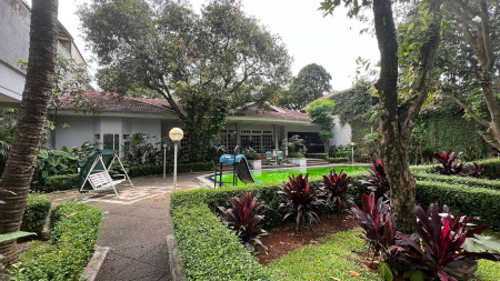 Rumah Hitung Tanah Luas Banget Lokasi Super Bagus Di Jagakarsa