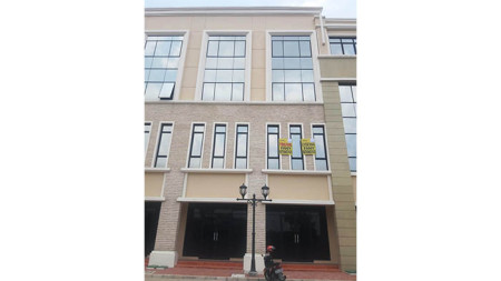 Ruko Sedayu City, Kelapa Gading Luas 4,5x15m2