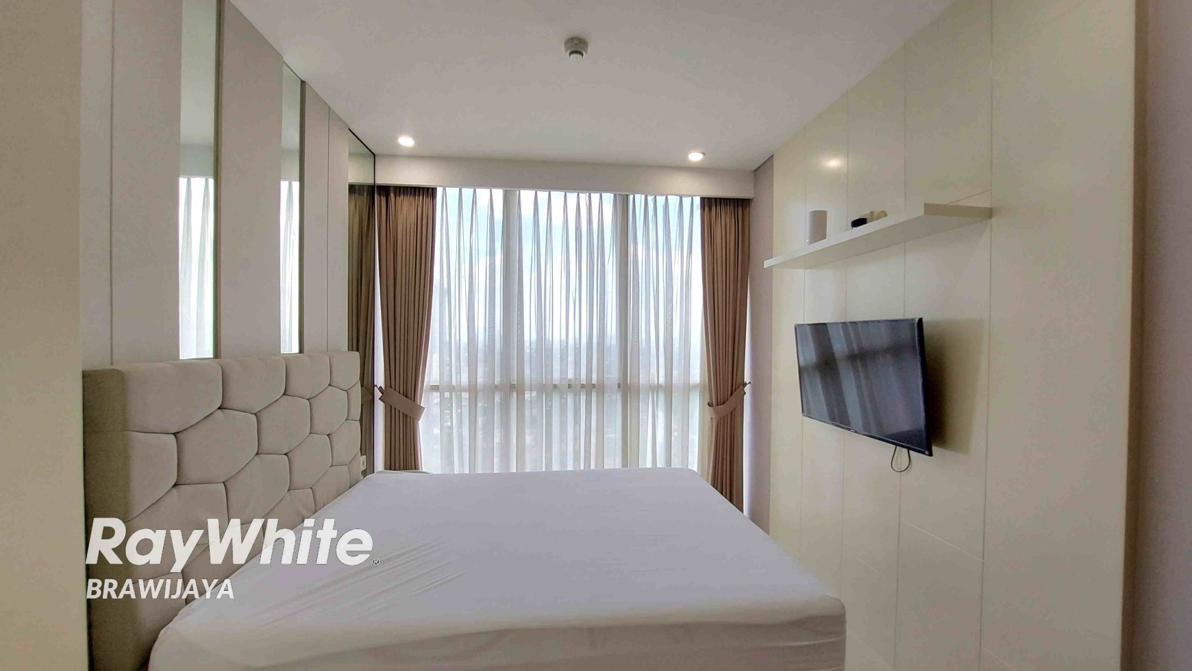 APARTEMEN LEXINGTON, TOWER 1, LANTAI 20, 2 BEDROOMS, FURNISHED, CITY VIEW