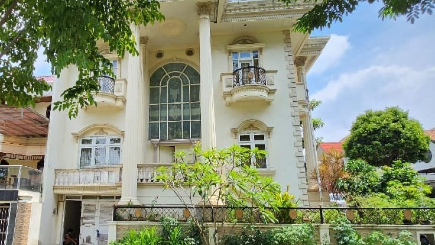 Dijual Rumah Puri Widya Kencana Citraland Surabaya Jalan KEMBAR Dekat G-Walk Citraland, Sekolah Ciputra
