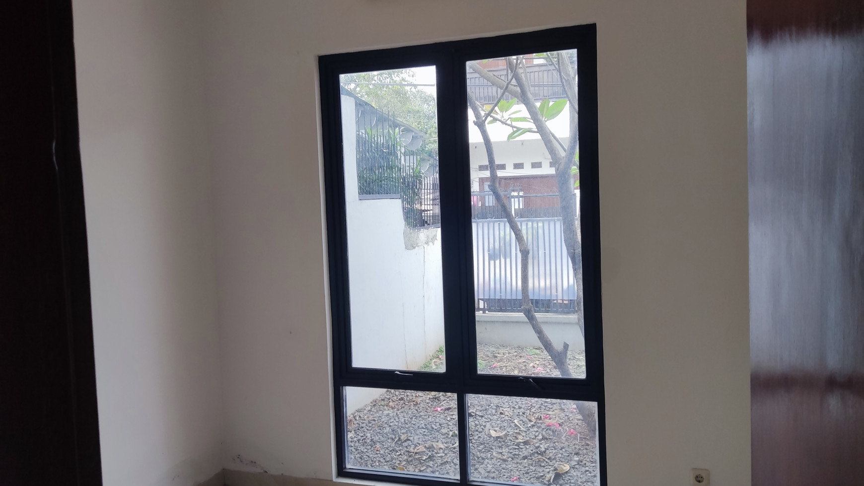 JUAL RUMAH MEWAH LOKASI PONDOK PINANG