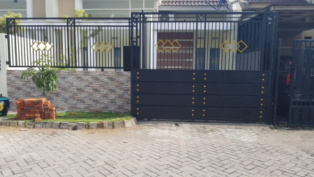 Dijual Rumah Taman Wisata Regency - Cantik Dekat Wiyung , Citraland dan Pakuwon Mall Surabaya