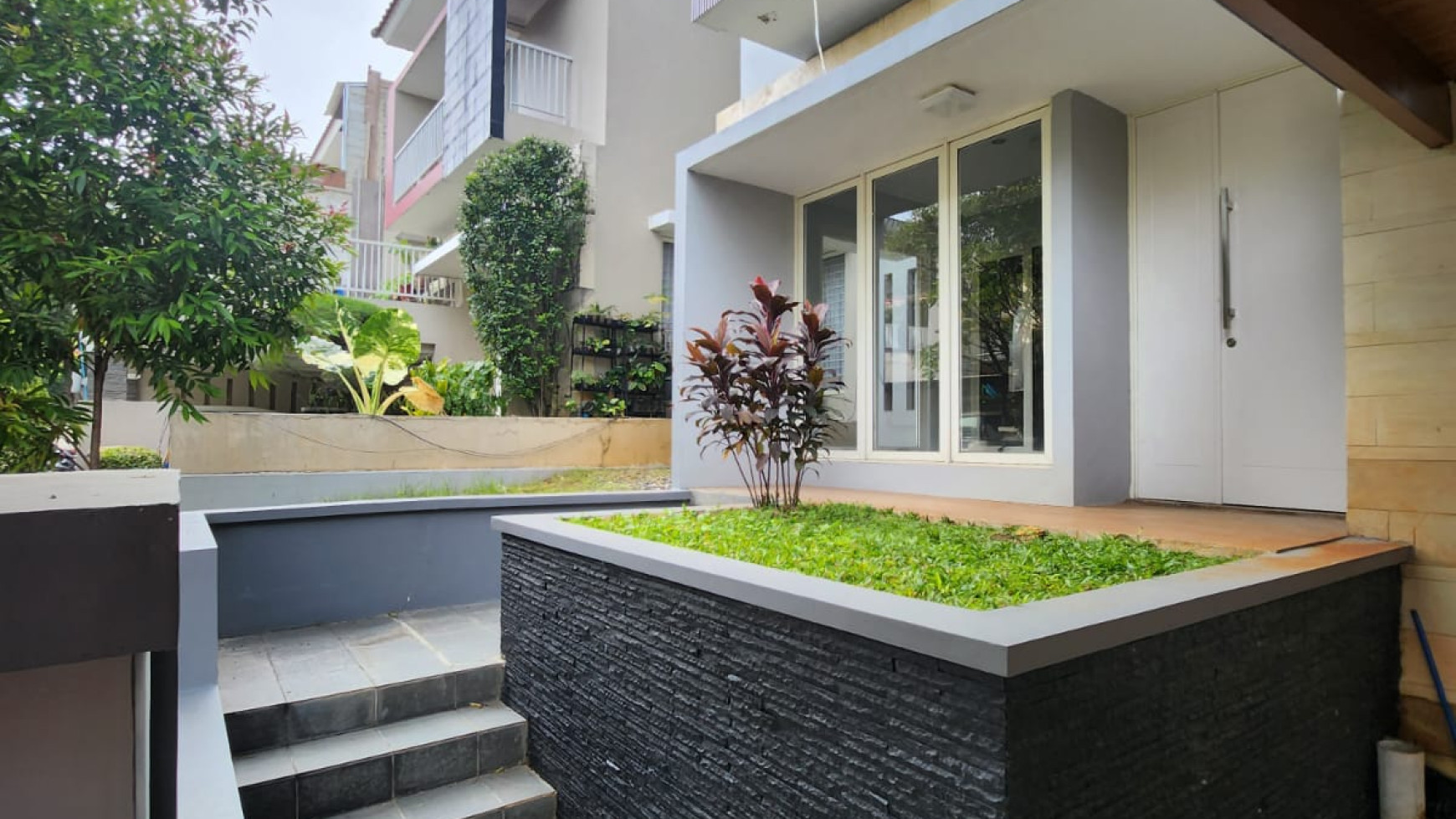 Rumah Bagus Di Kebayoran Garden Bintaro Jaya Sektor 7