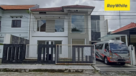 Rumah 2 lantai di Nginden Intan Timur,Surabaya