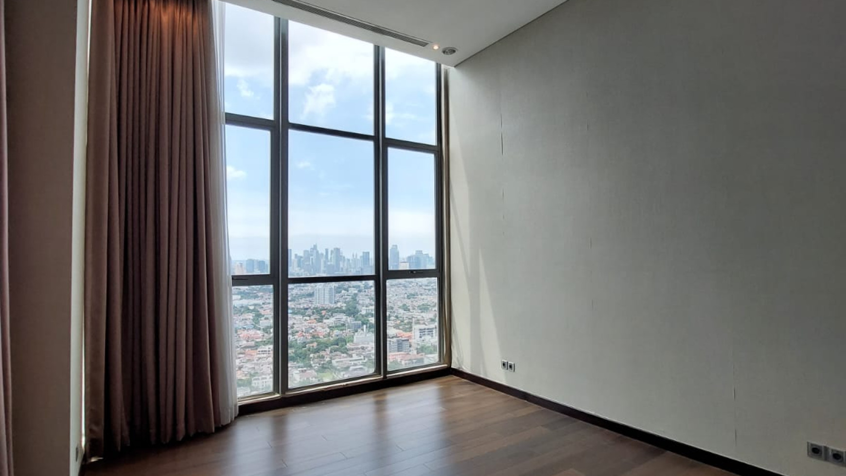 Dijual Penthouse The Bloomington Kemang Village 