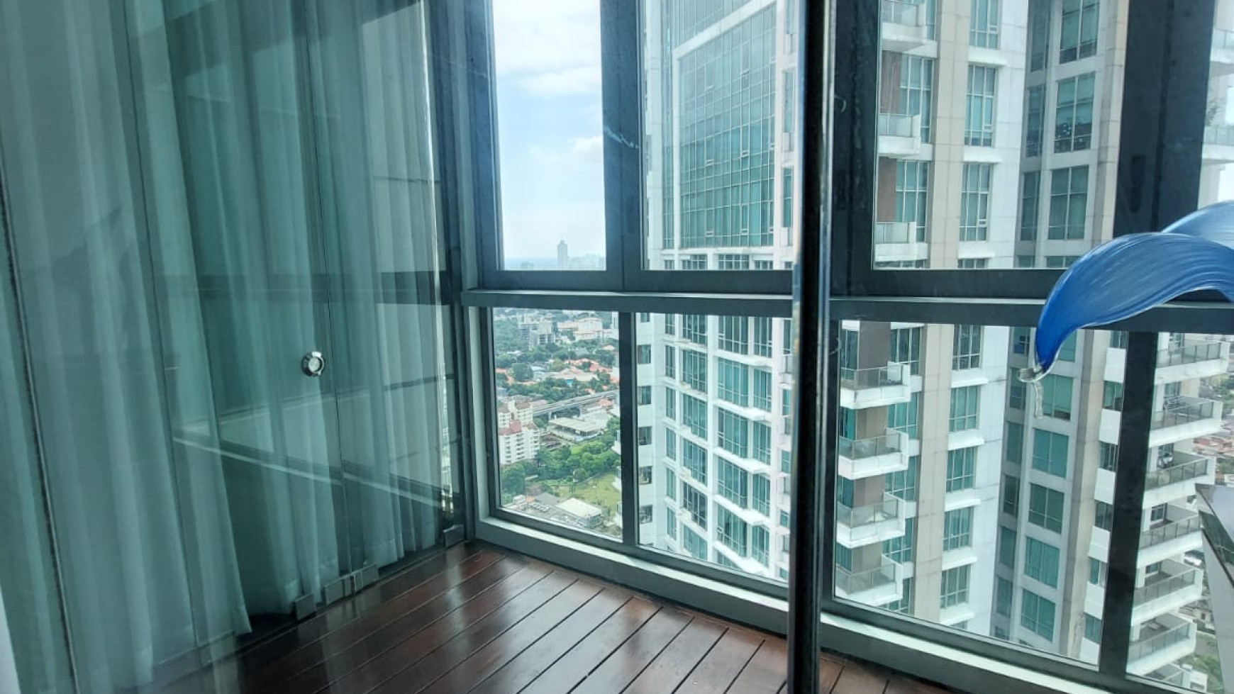 Dijual Penthouse The Bloomington Kemang Village 