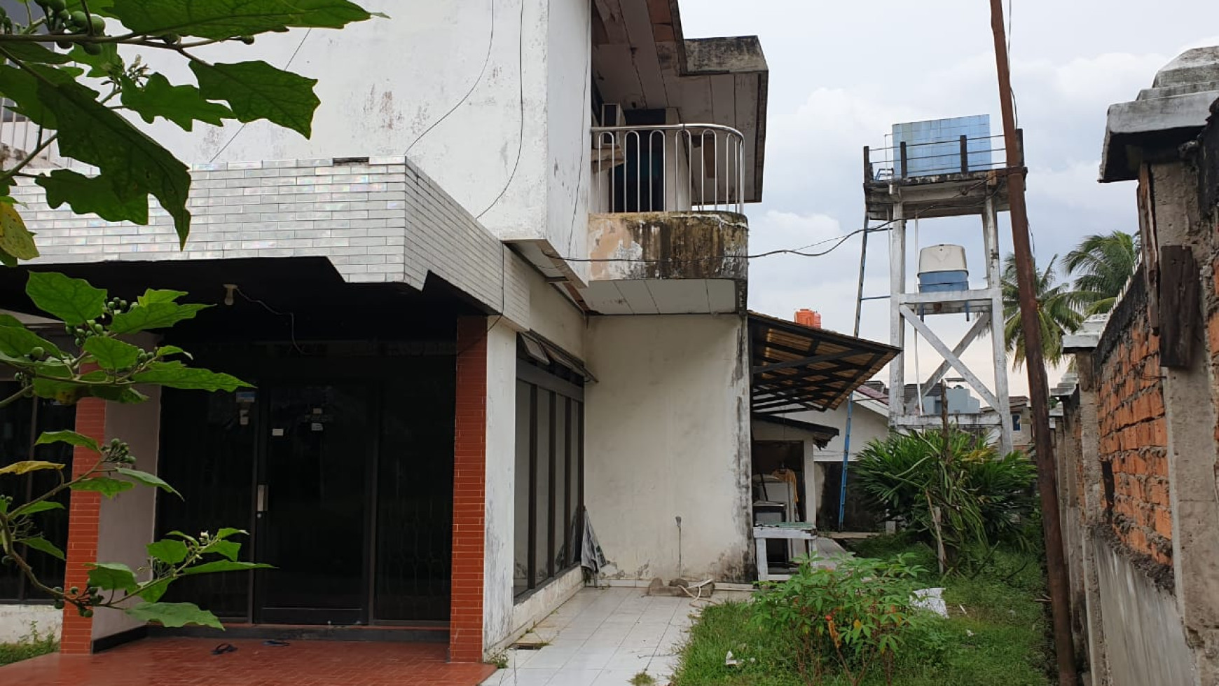 Dijual Rumah + Tanah Luas Di Pinggir Jalan Utama Plaju