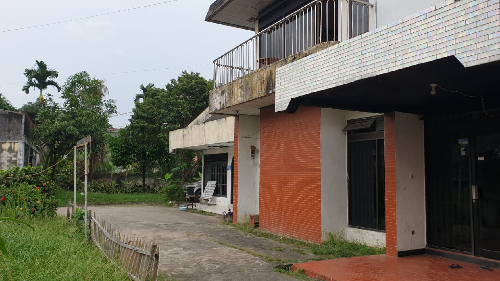 Dijual Rumah + Tanah Luas Di Pinggir Jalan Utama Plaju