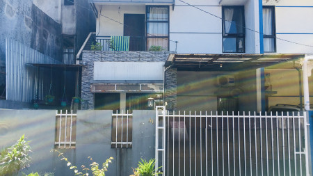 RUMAH TINGGAL DI CIPUTAT