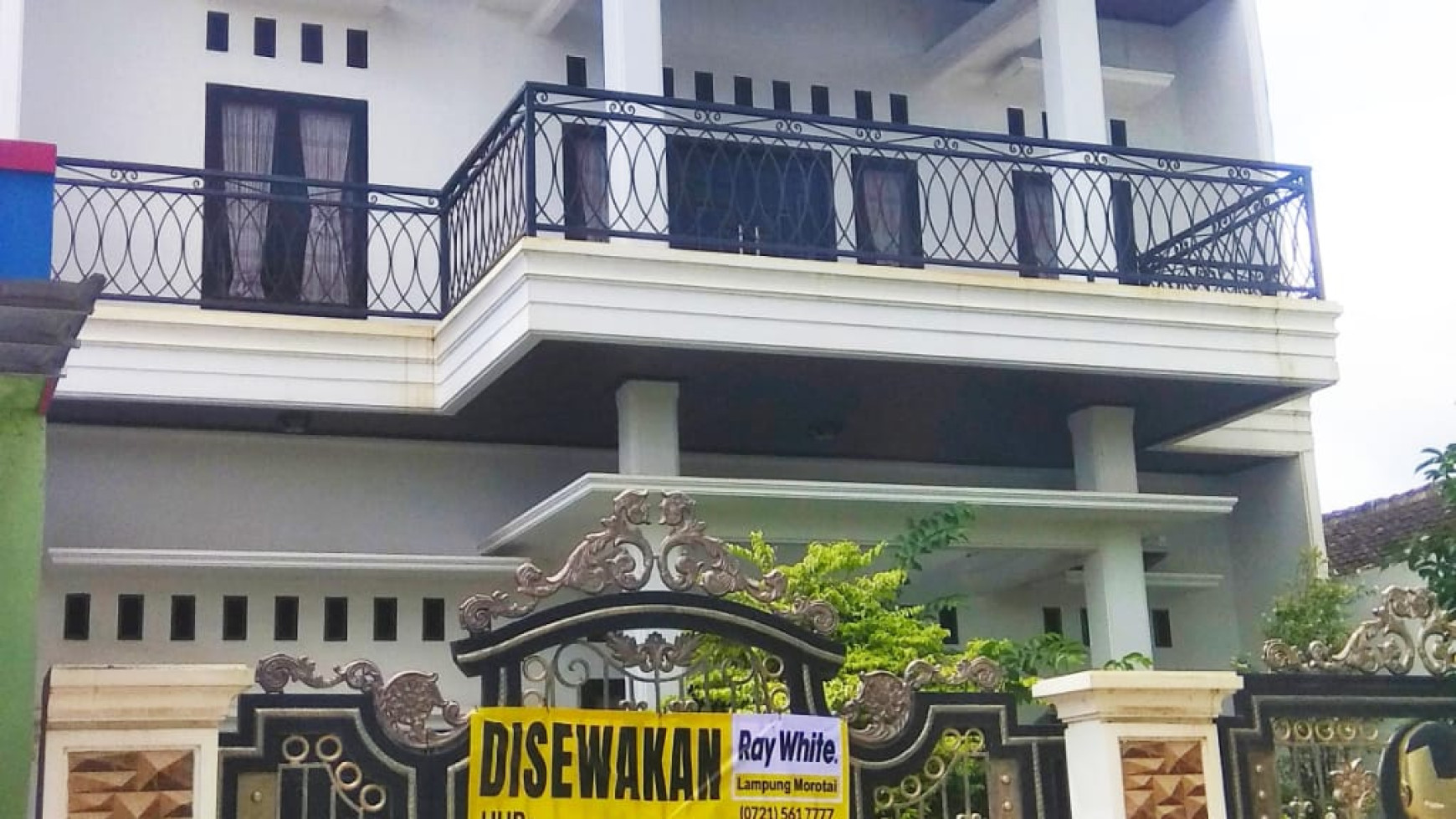 Disewakan Rumah Mewah 7 kamar