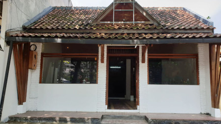 Rumah Cocok untuk Usaha di Mainroad Dago, Bandung